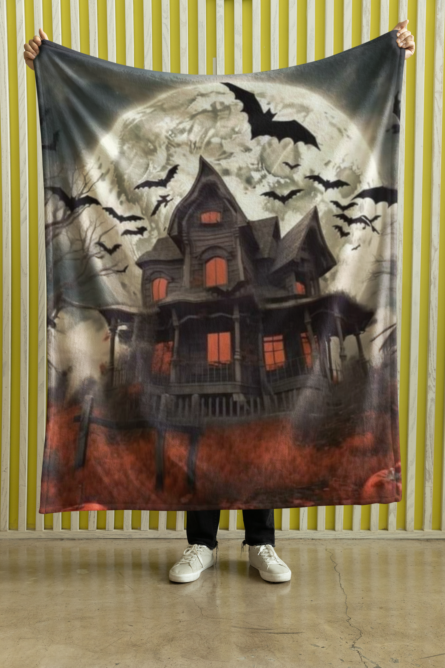 Haunted House 50"x60" Throw Blanket